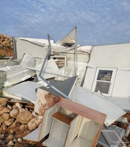الاحتلال يهدم غرفة زراعية في دوما